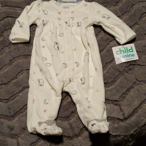Newborn footie pajamas